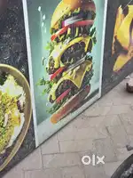 Restaurant m bartan dhone or safai ke liye male female ki jaraurat h
