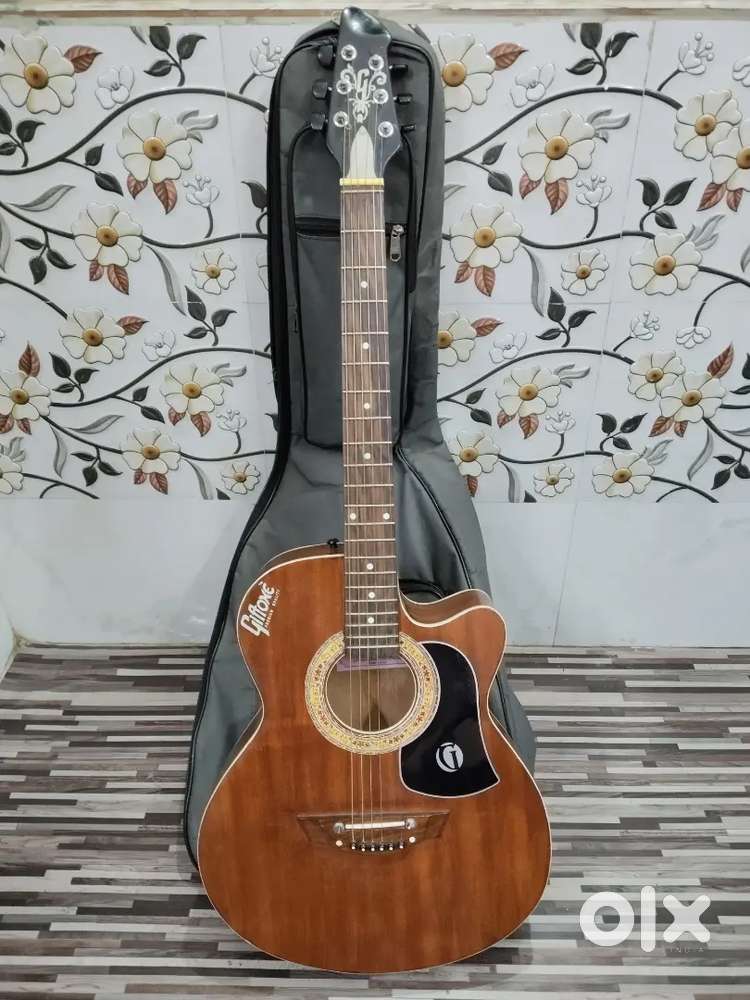 Giftone Semi Acoustic Guitar With Bag