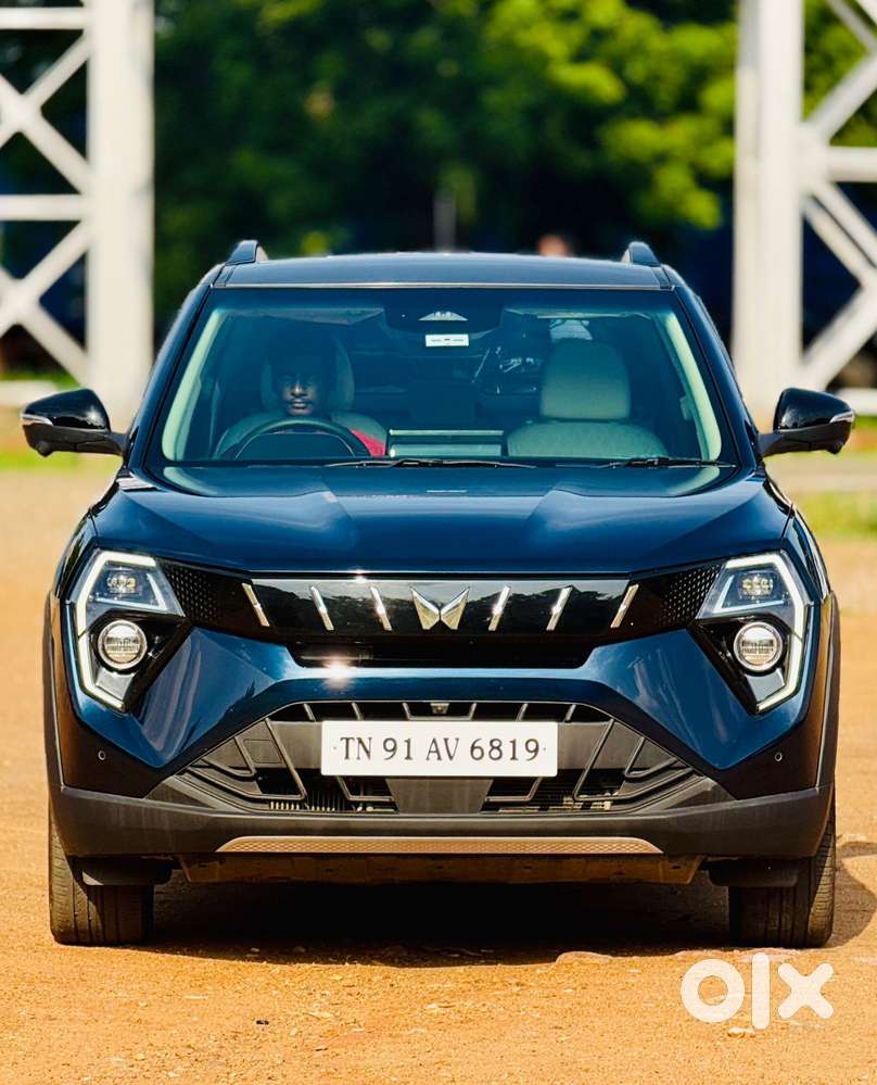 Mahindra XUV 3XO AX7 Diesel MT, 2024, Diesel