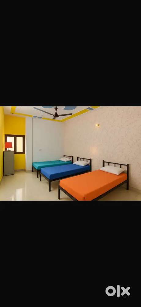 3 +2 Sharing Room with Kitchen & Washroom Available for Rent