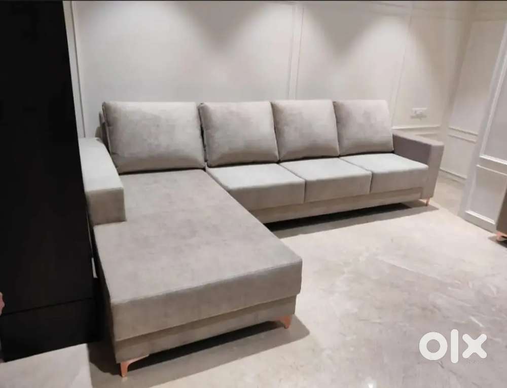 Premium quality  3 seater sofa set with launger available in starf fur