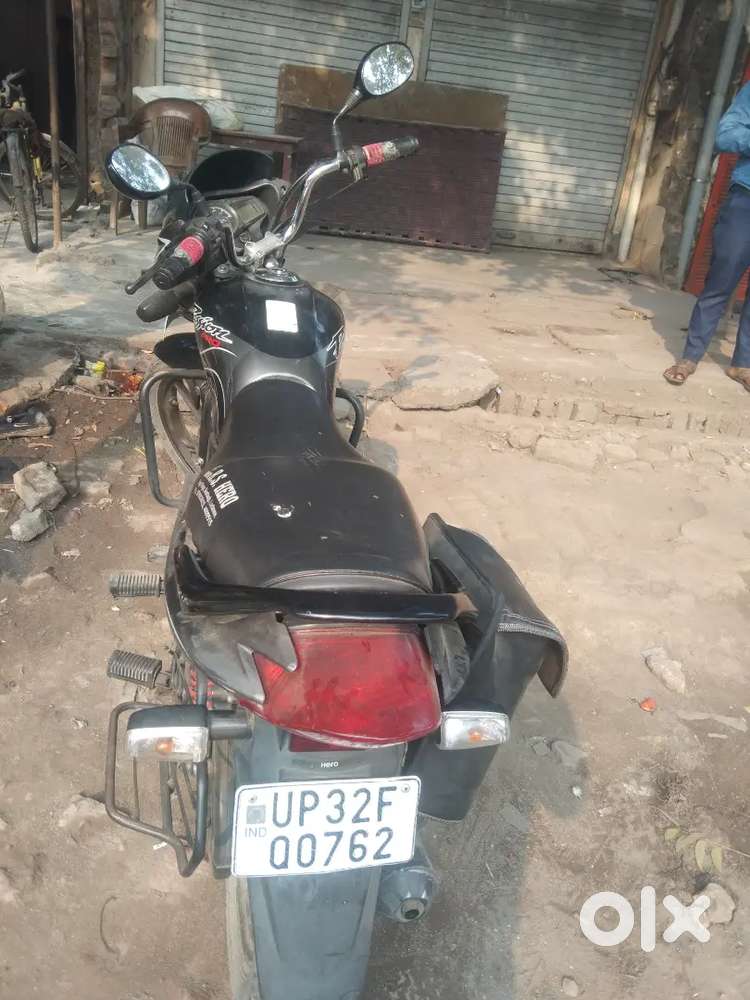 Ek se adhik gadii hai