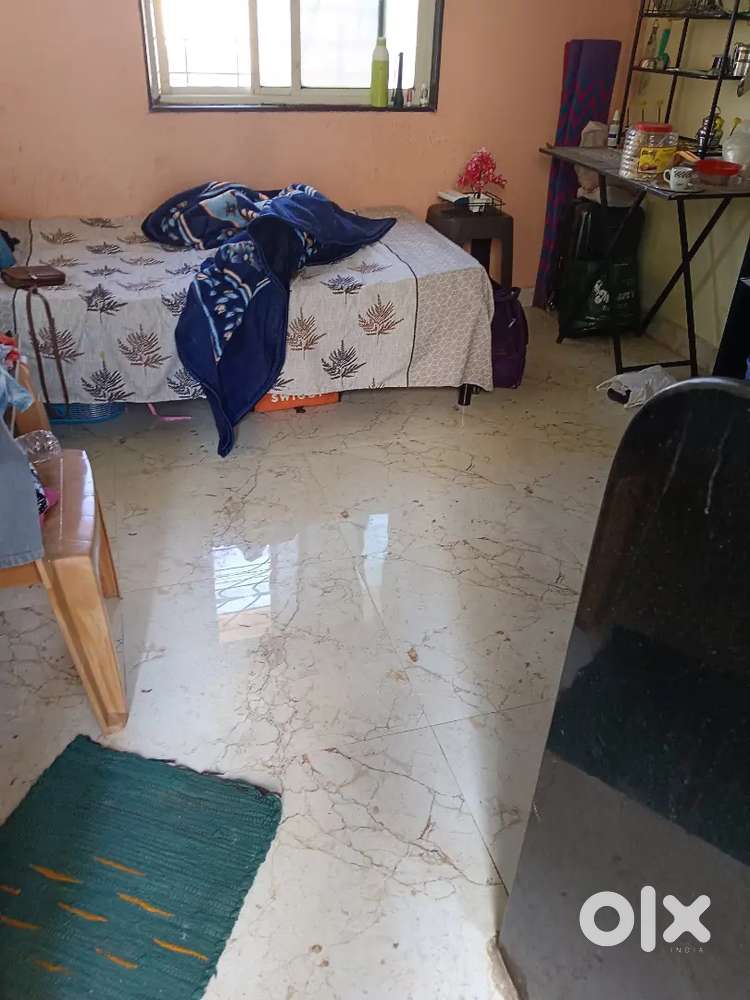 Single room for roommate