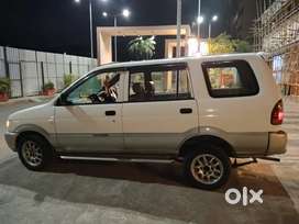 Chevrolet Tavera Neo 2011