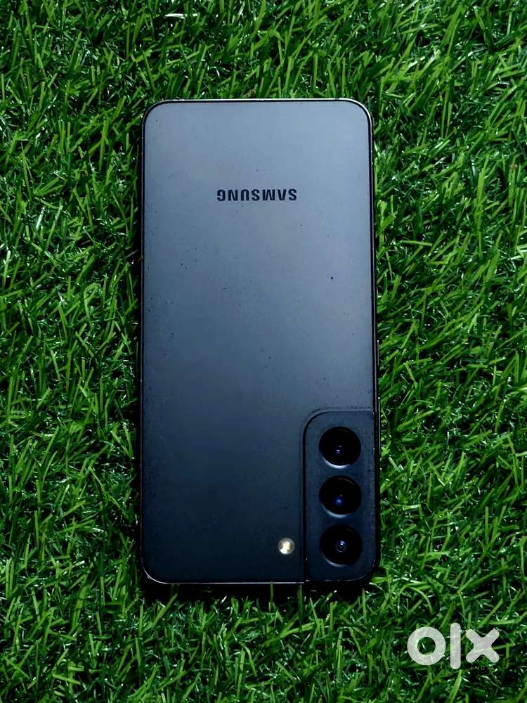 Samsung s22 5g (8/256)