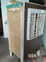 Strong wooden cooler
