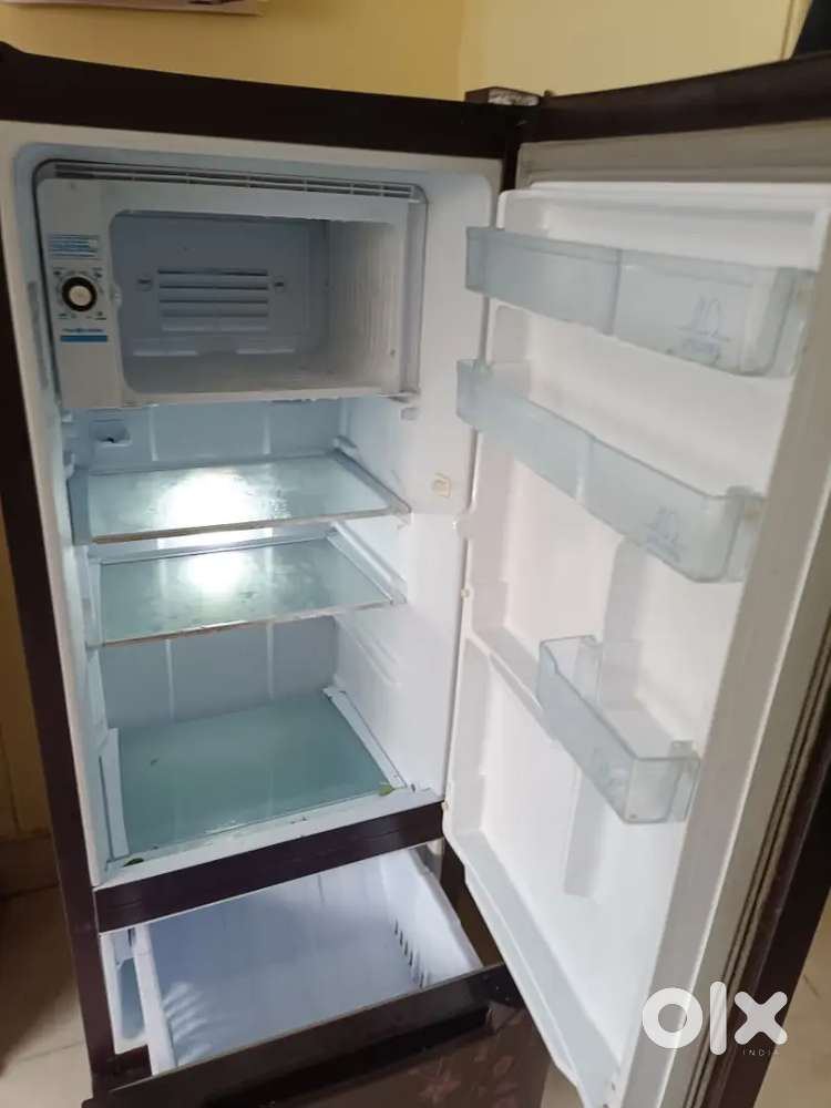 Mint condition double door fridge is for sell