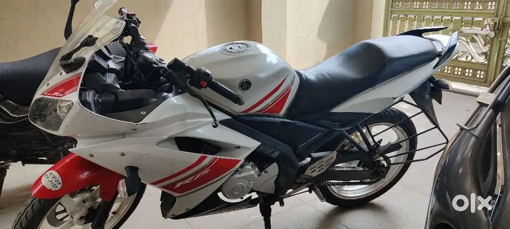 R15 more like NEW, well maintained White Red