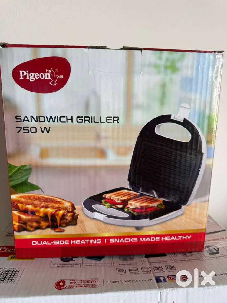 Pigeon Sandwich Griller - 750W Dual side Heating