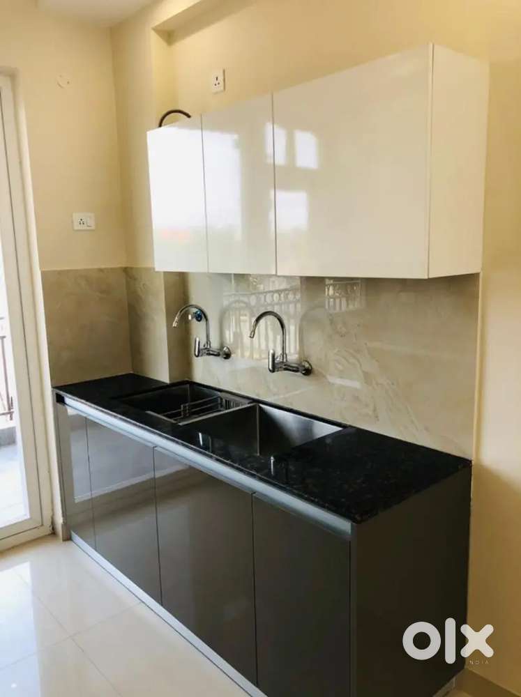 3bhk floor in Aerovista ready to move