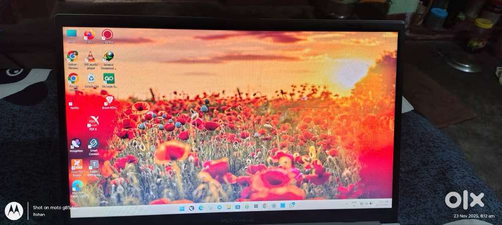 ASUS Vivobook Go 15 1 year used with Bill box