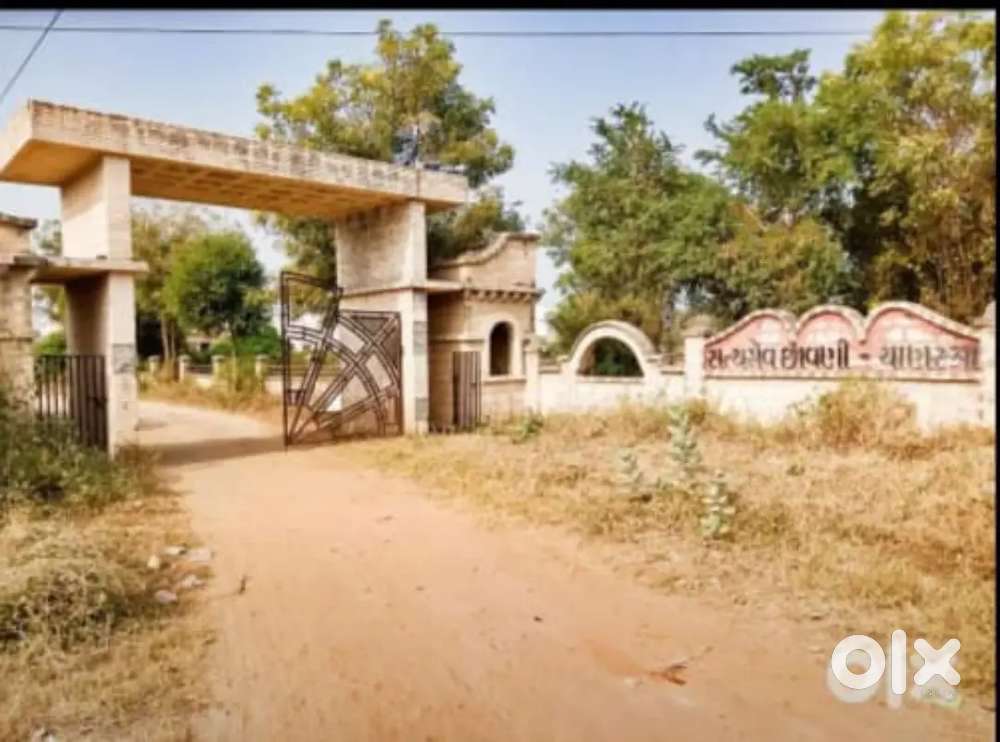 ચાણસ્મામાં,176વારનો ટેનામેન્ટપ્લોટ,ચાણસ્મા-પાટણ નેશનલહાઇવે ટચવેચવાનોછે