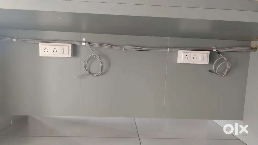 Office computer table