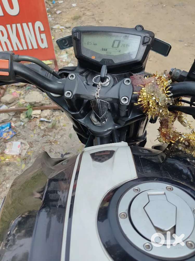 Tvs Apache 160 4 v