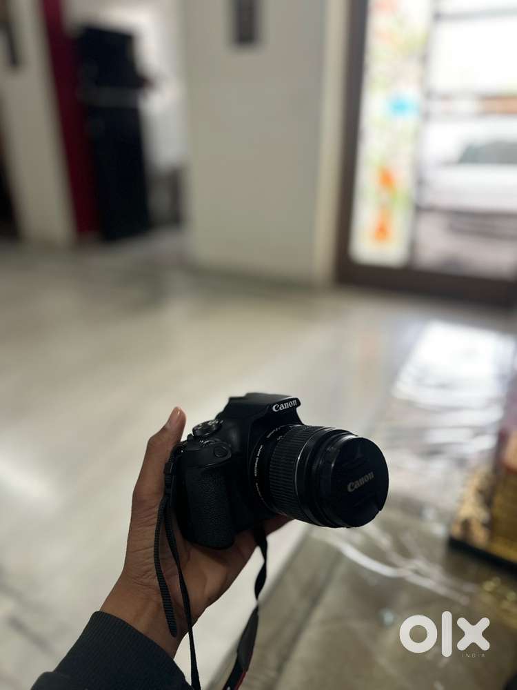 Canon camera 1500D