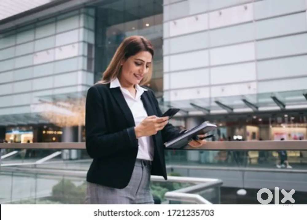 Mall marketing manager