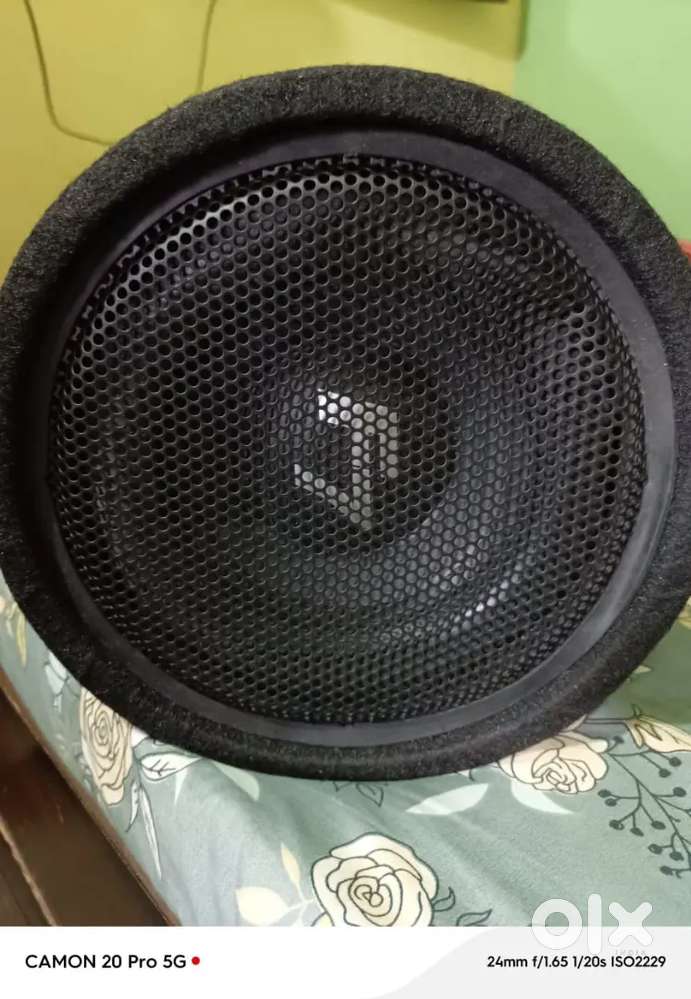 Urgent sale new F7 tube buffer bass with amp