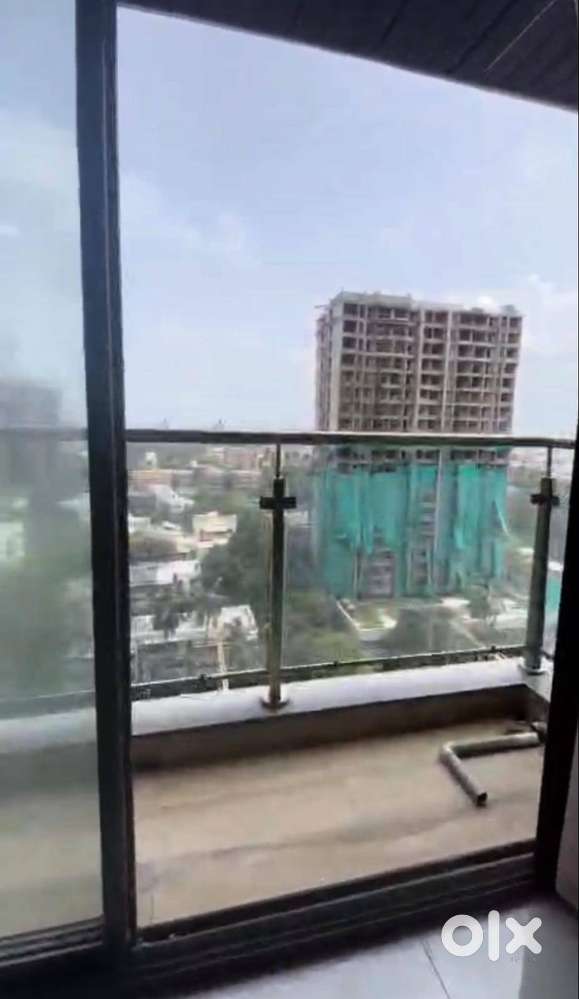 2.5 BHK IN HUBTOWN PREMIERE