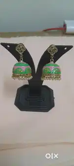 Meenakari Jumkaa green pink color