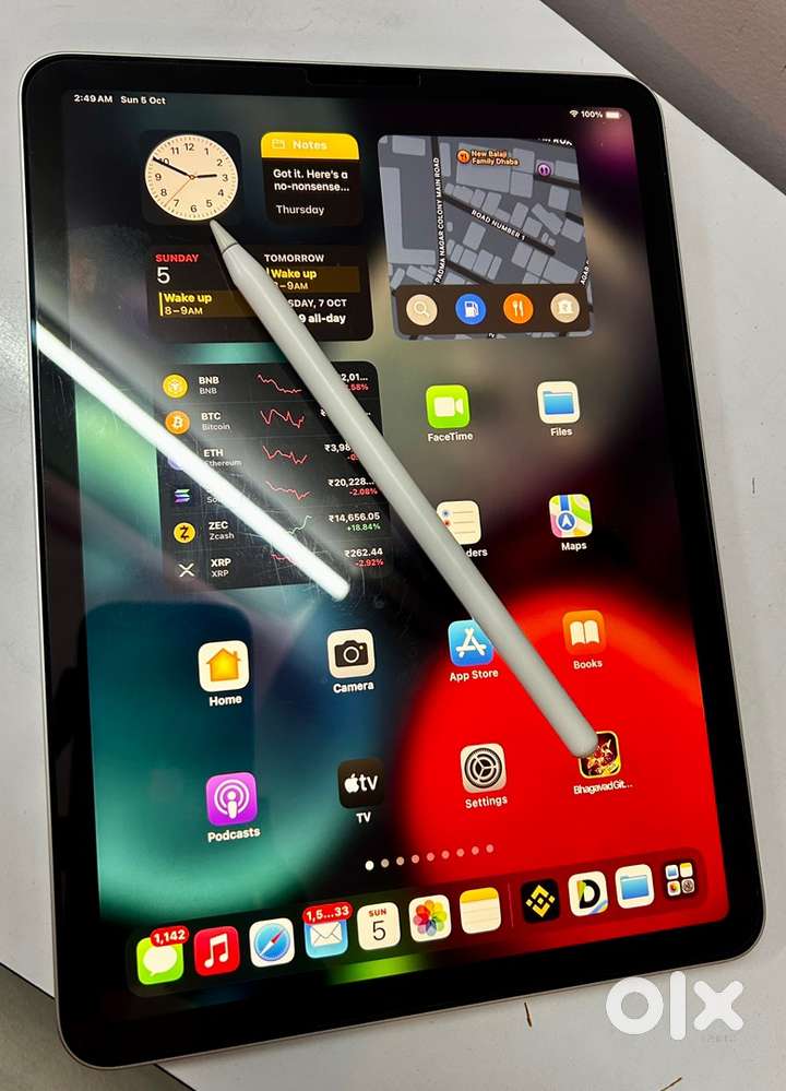 New iPad Air M1 256GB with Pencil (Under Apple Warranty)