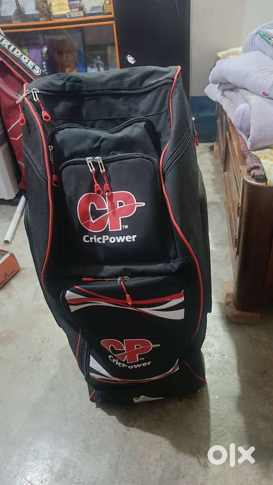 Cricpower duffle wheel kit bag