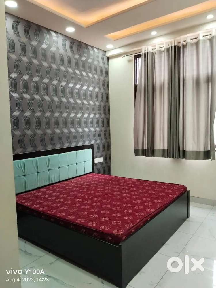 NEAR HOTEL LALIT, 3BHK FURNISHED FLAT FOR FAMILY, WORKING BACHELOR