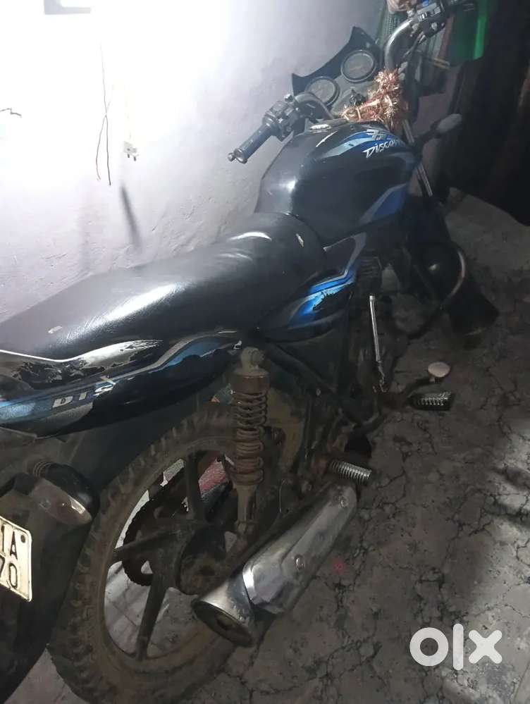 Bajaj discover urgent sell