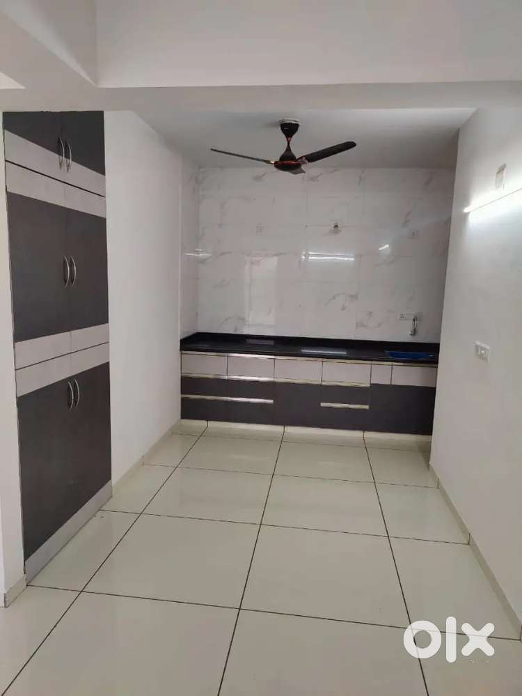 3 bhk flat available for rent