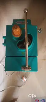 Vegetable cutting machine