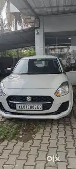 Maruti Suzuki Swift LXI Optional-O, 2022, Petrol