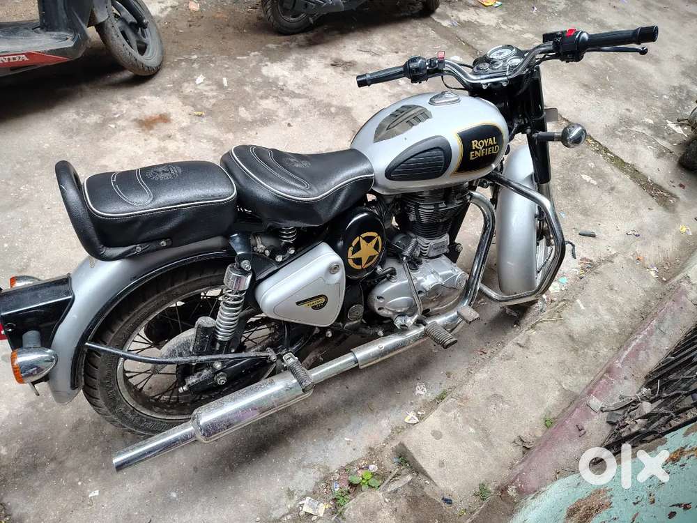 Good condition Royal Enfield Classic 350 for sell. One handed use