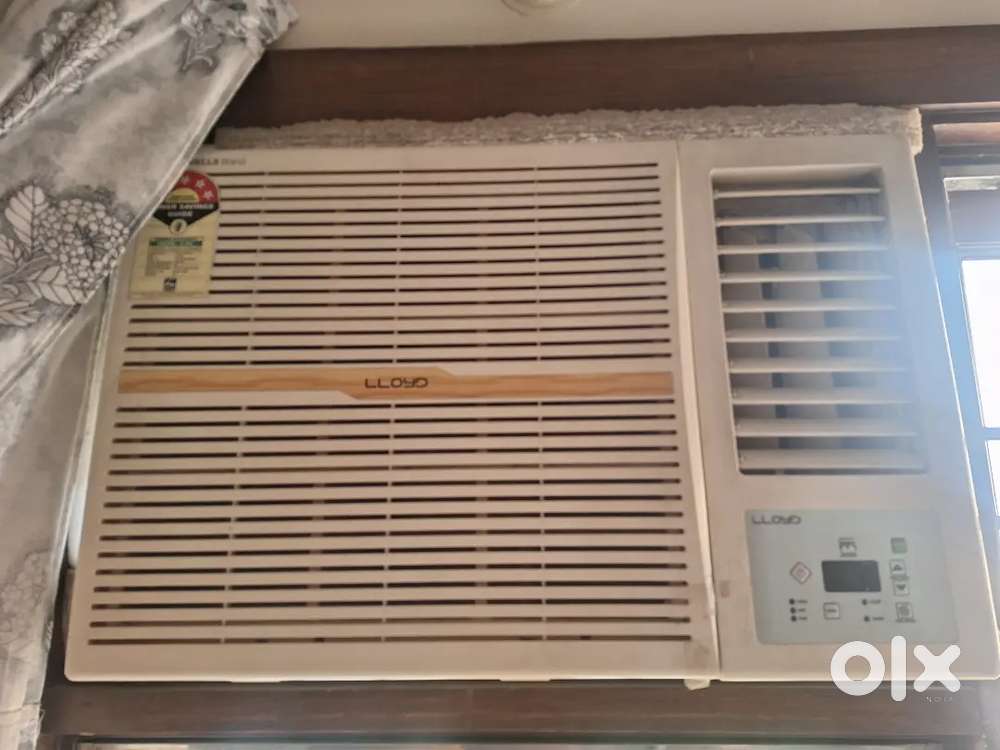 Lloyd window ac 1.5ton with stablizer