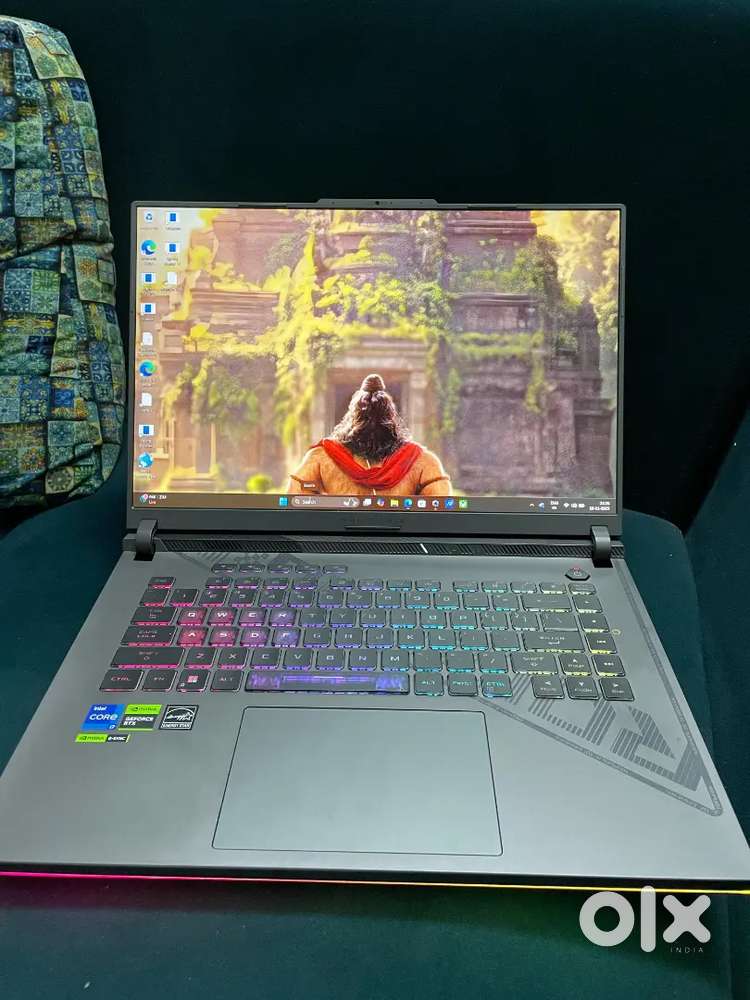 ASUS ROG STRIX G16 (brand new condition)(Hardly used)
