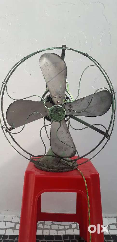Old Table Fan