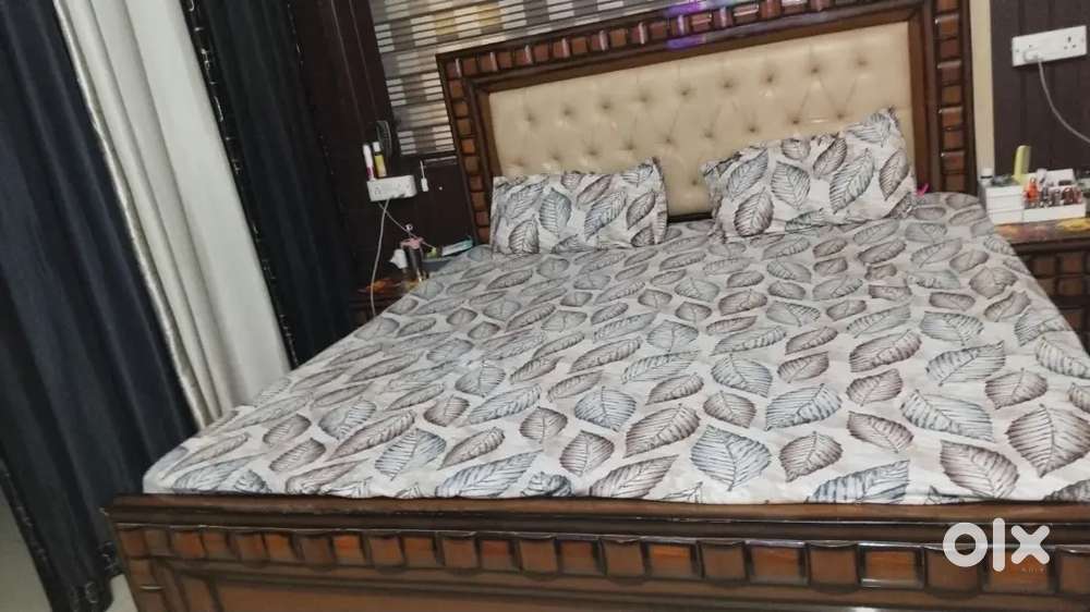 Multi items of furniture for sale