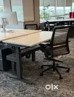 Herman Miller height adjustable automatic table desk