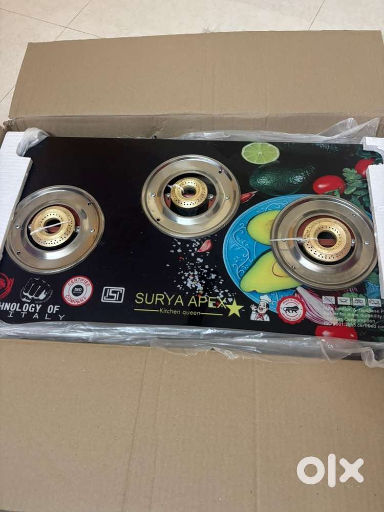 New Three burner gas stove automatic