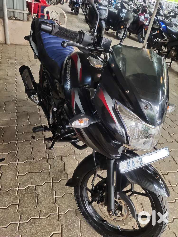 Bajaj Discover 150 for sale