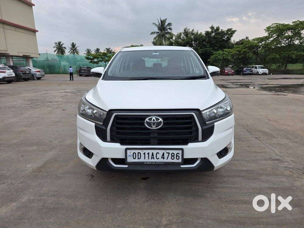 Toyota Innova Crysta 2.4 G MT 8S, 2023, Diesel