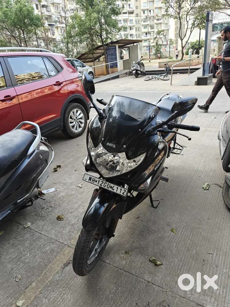 Karizma ZMR Black Colour
