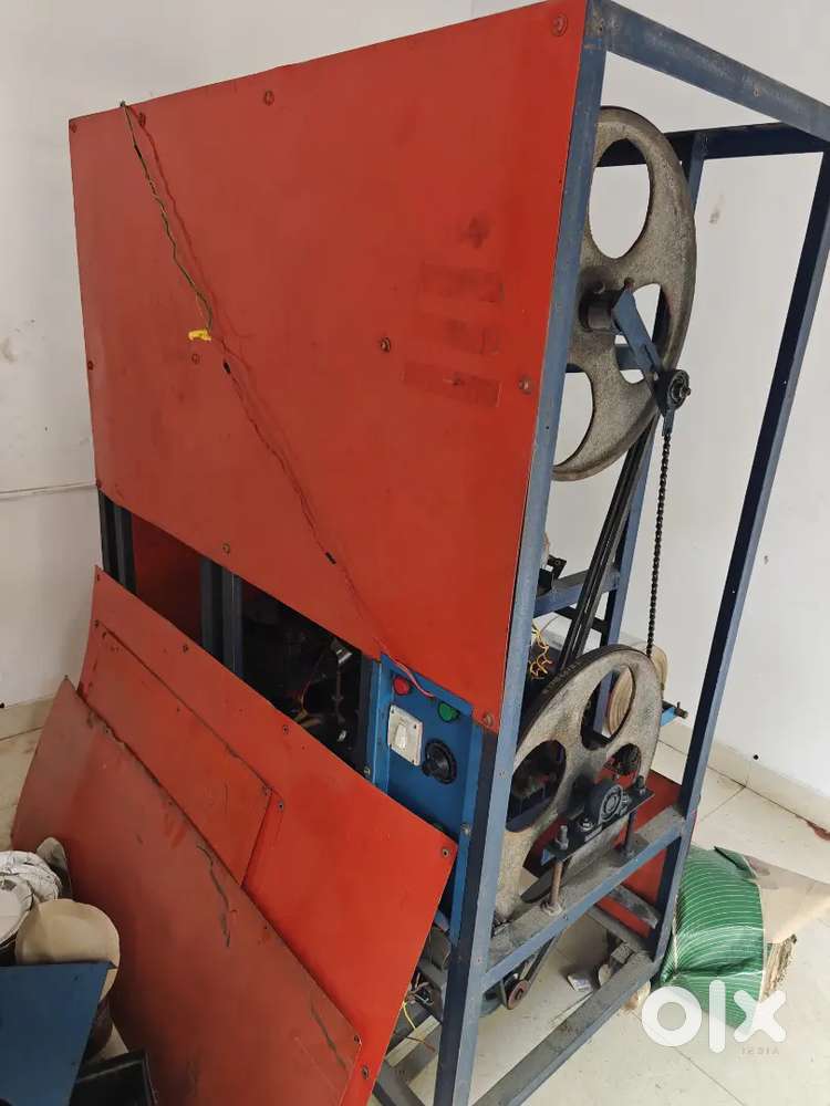 Paper Plate making machine