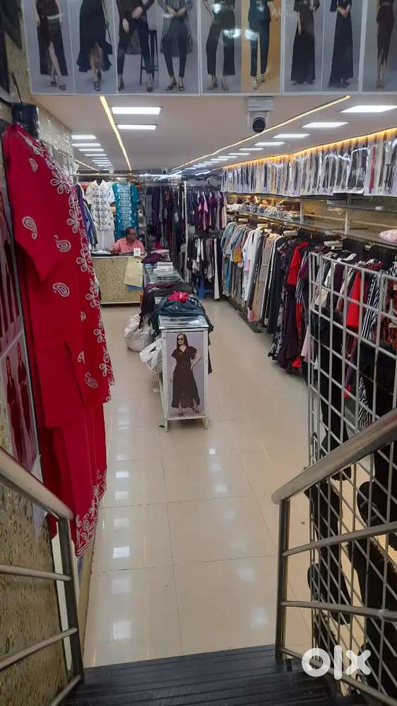 BANDRA WEST LINKING ROAD