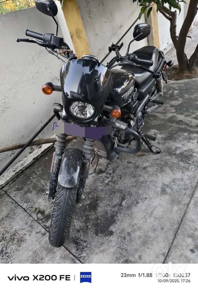 Harley davidson street 750