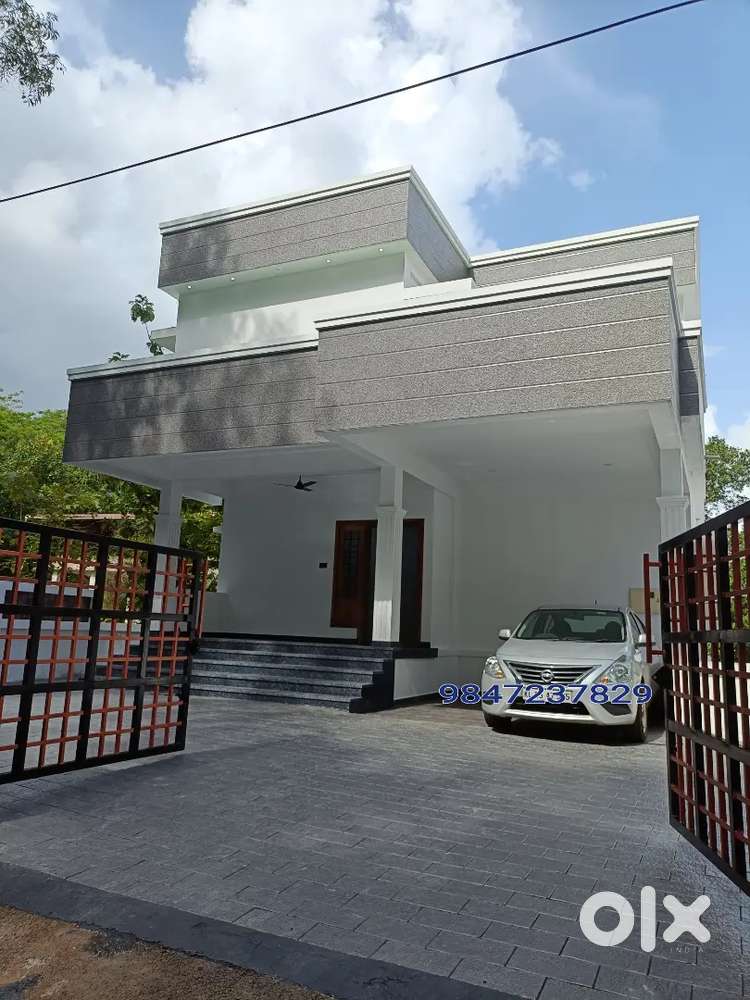 Divaan Kavala - Natakam Guest House - 6 Cent , 2200 Sqft , 3 Bed Room