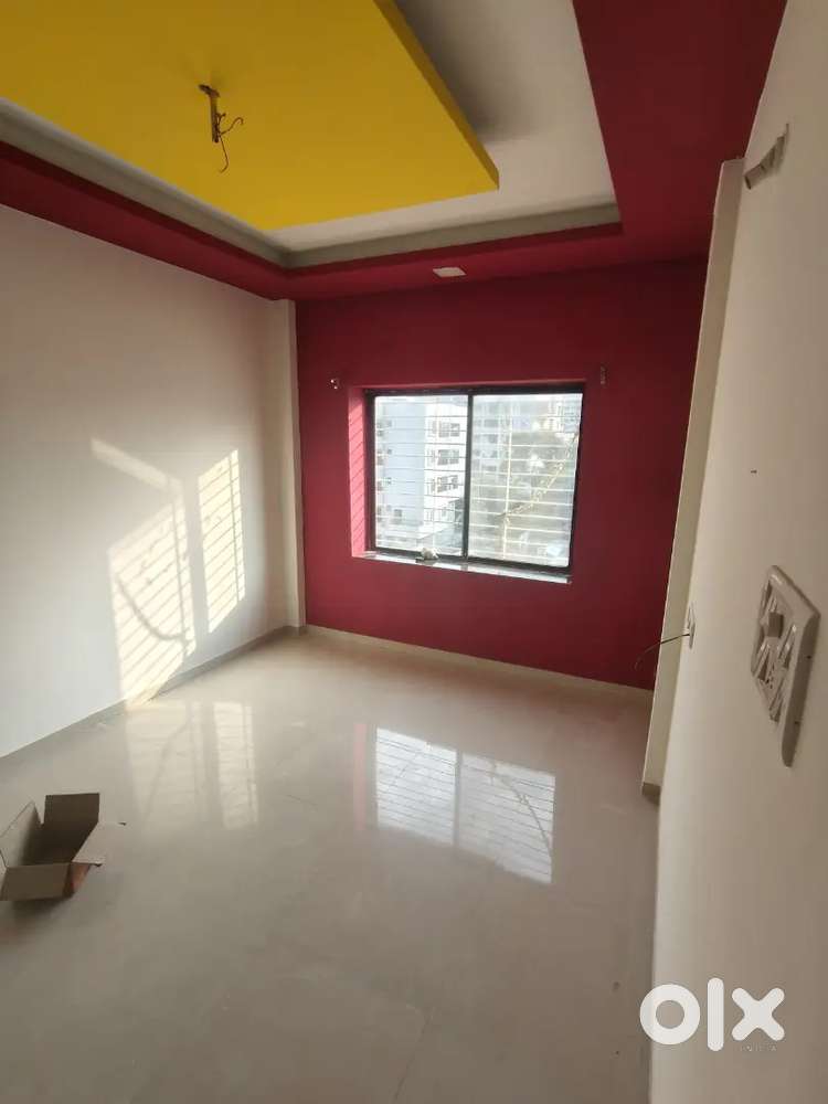 Immediate possession 2 BHK newly coloured flat on rent