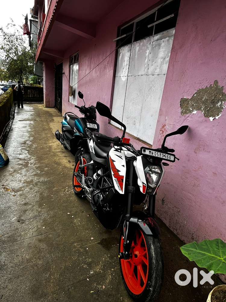 Both keys good condition