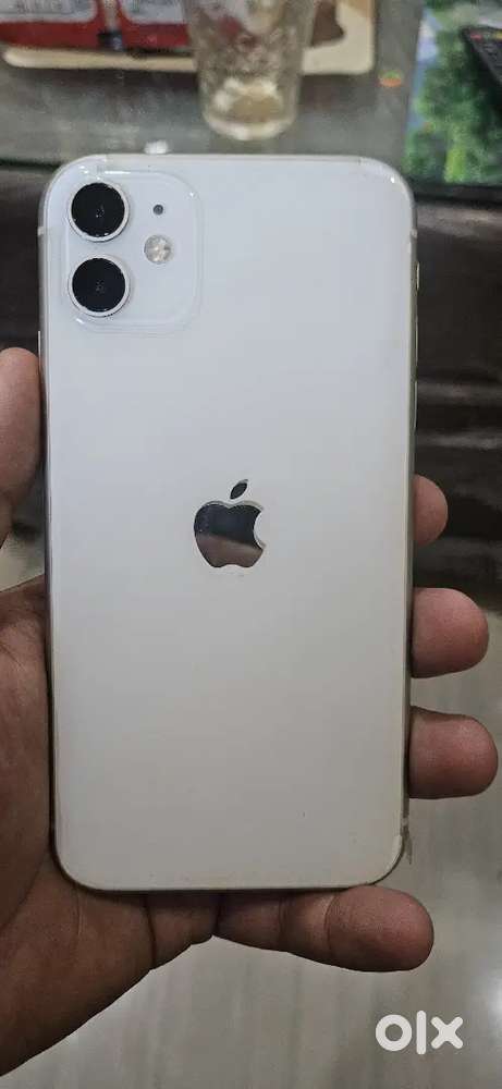 iPhone 11 64GB good condition