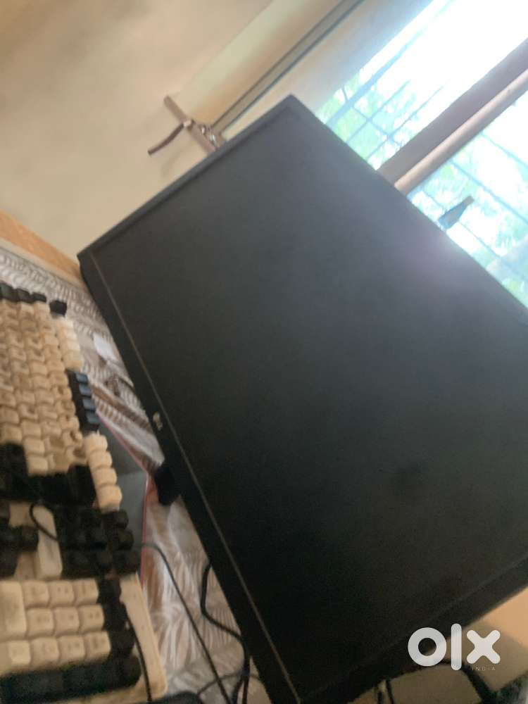 LG Ultragear 24”