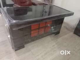 Brand New Fresh Office Table Glass Top Size 5 x2.5 fit