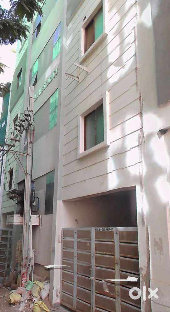 2 BHK FLAT FOR SALE PARAMOUNT HILLS TOLICHOWKI
